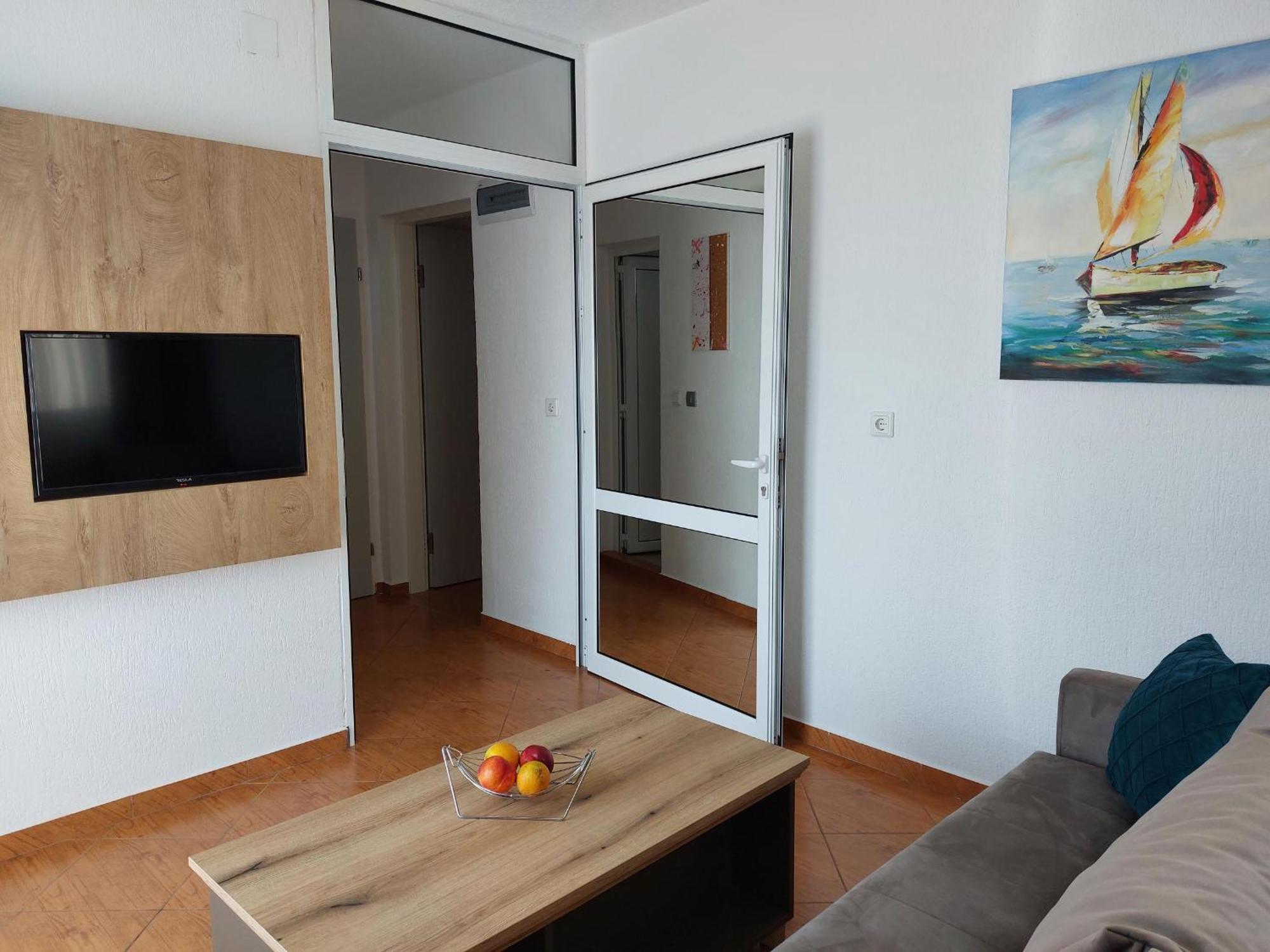 "House Muenster" Bed&Breakfast - Ulcinj Дони-Штой Номер фото