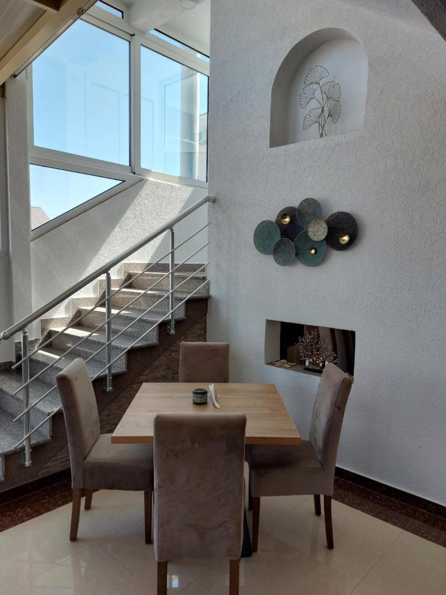 "House Muenster" Bed&Breakfast - Ulcinj Дони-Штой Экстерьер фото