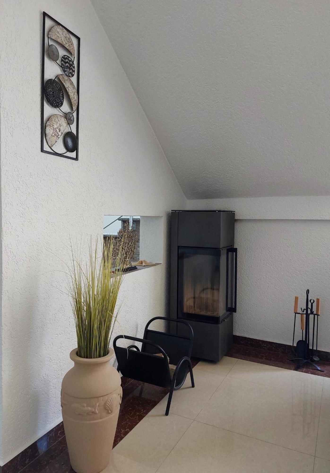 "House Muenster" Bed&Breakfast - Ulcinj Дони-Штой Экстерьер фото