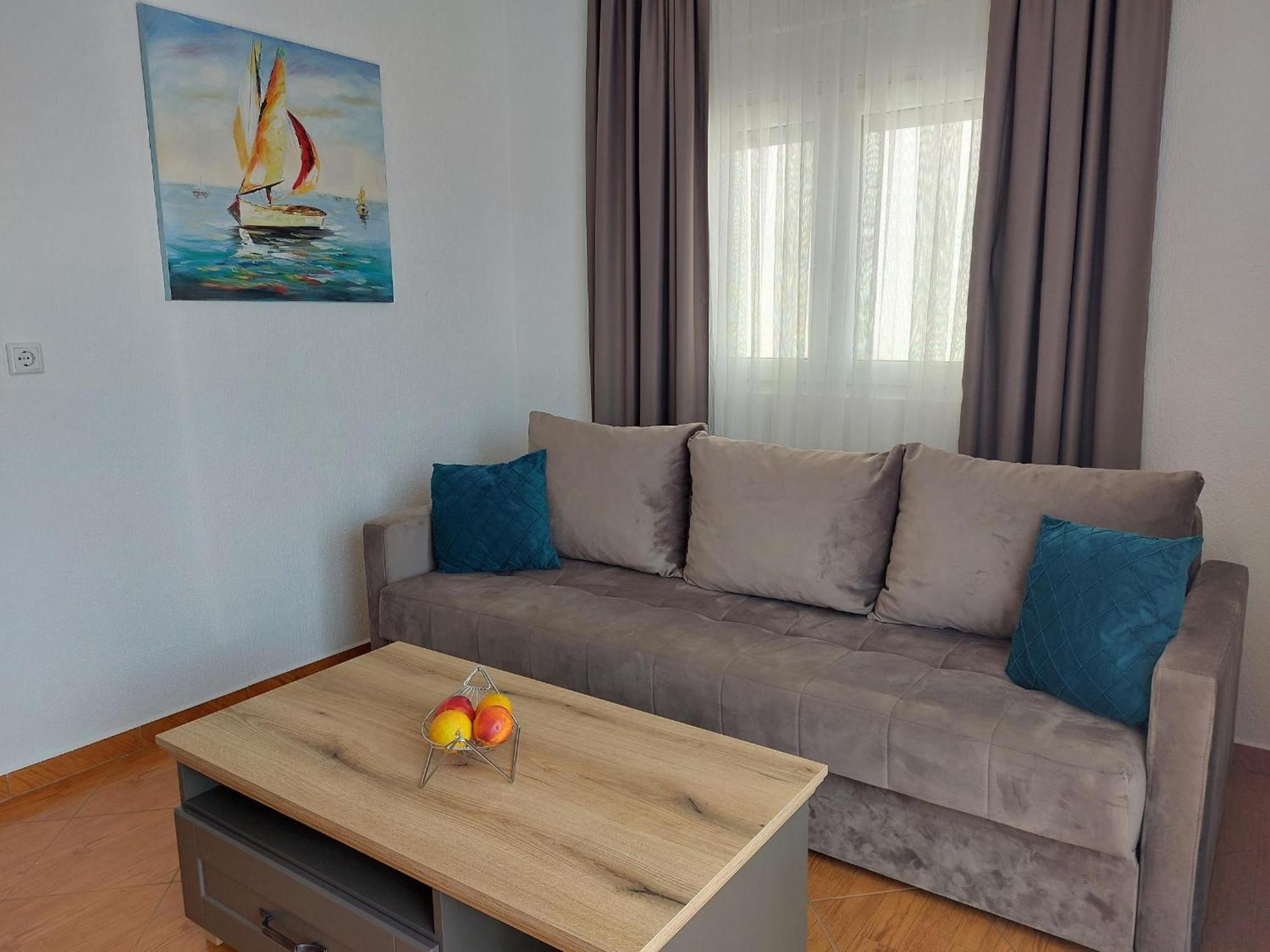 "House Muenster" Bed&Breakfast - Ulcinj Дони-Штой Номер фото