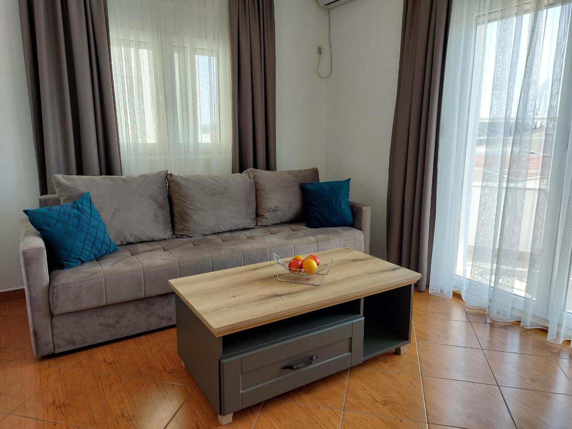 "House Muenster" Bed&Breakfast - Ulcinj Дони-Штой Номер фото