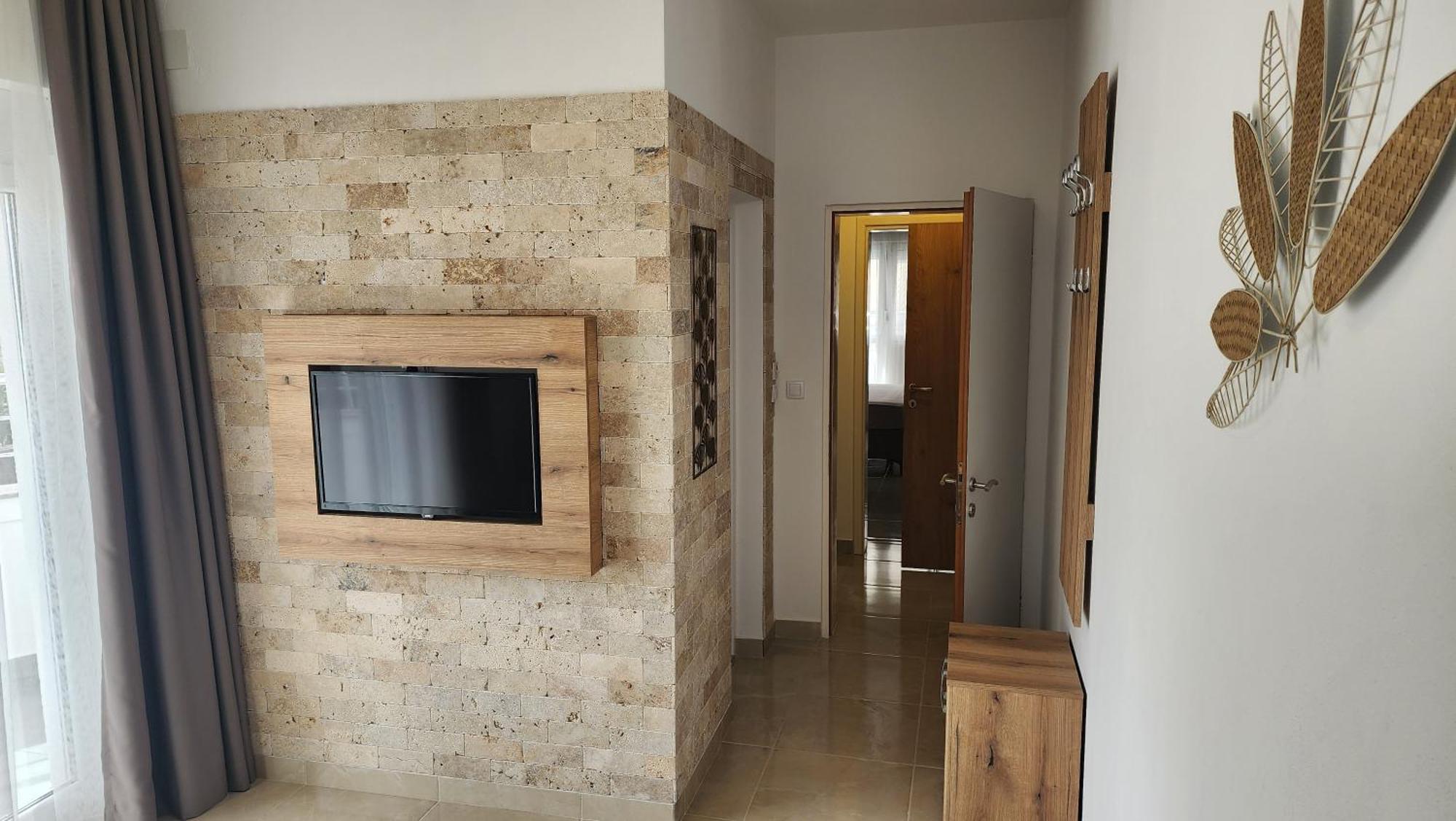 "House Muenster" Bed&Breakfast - Ulcinj Дони-Штой Номер фото