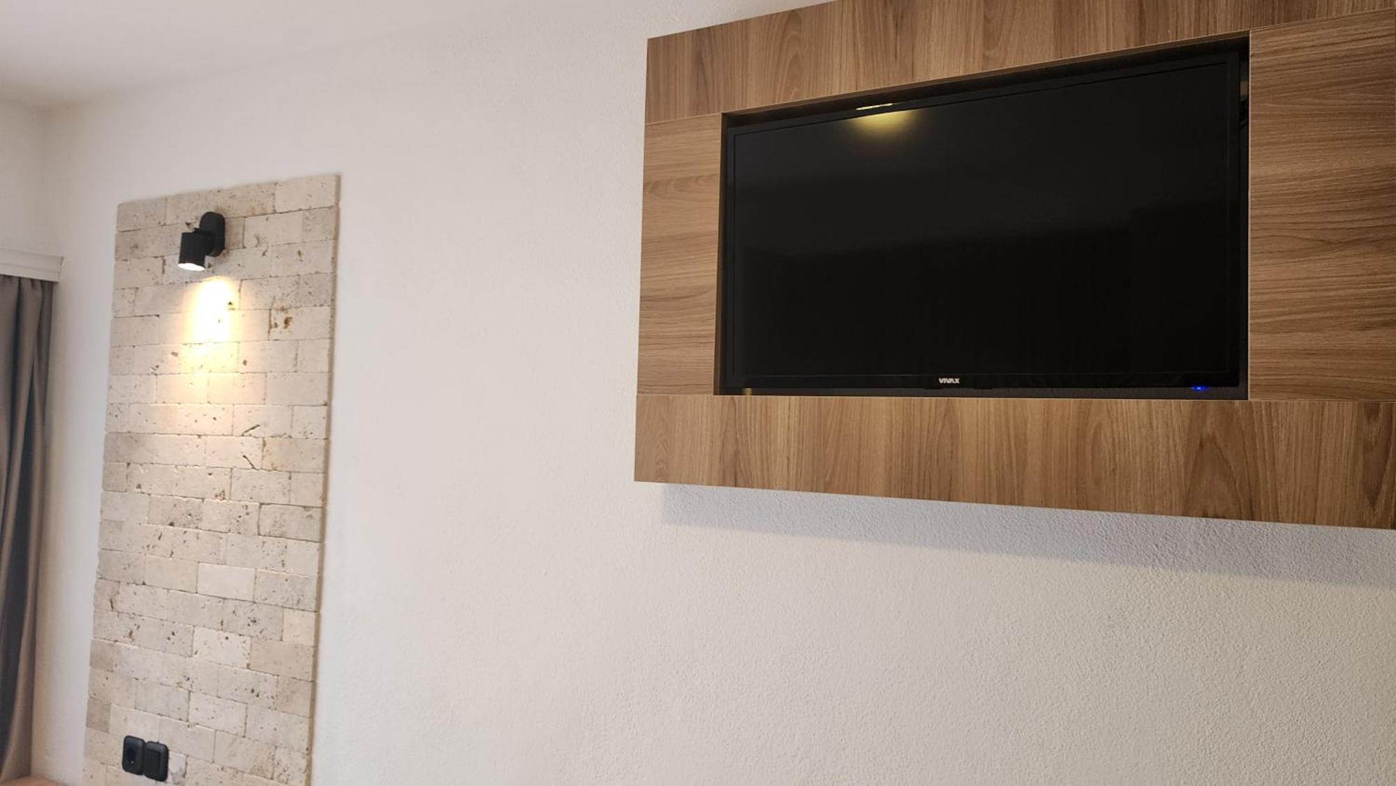"House Muenster" Bed&Breakfast - Ulcinj Дони-Штой Номер фото